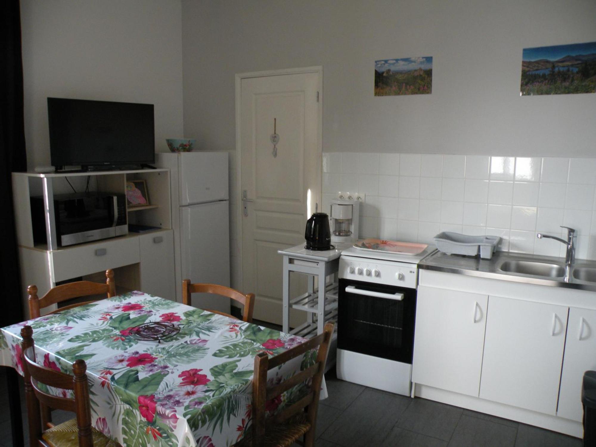 Apartment Rose, 4 Pers. Saint Antoine, Orcival, Sancy